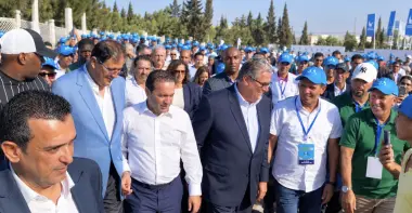 وسط تجمع حاشد للمناضلين والمواطنين:أخنوش وشوكي وقيادات الأحرار يحلون بمديونة
